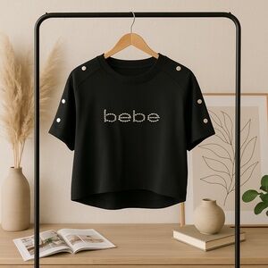 🆕Bebe Short Sleeve Crop Snap Shoulder